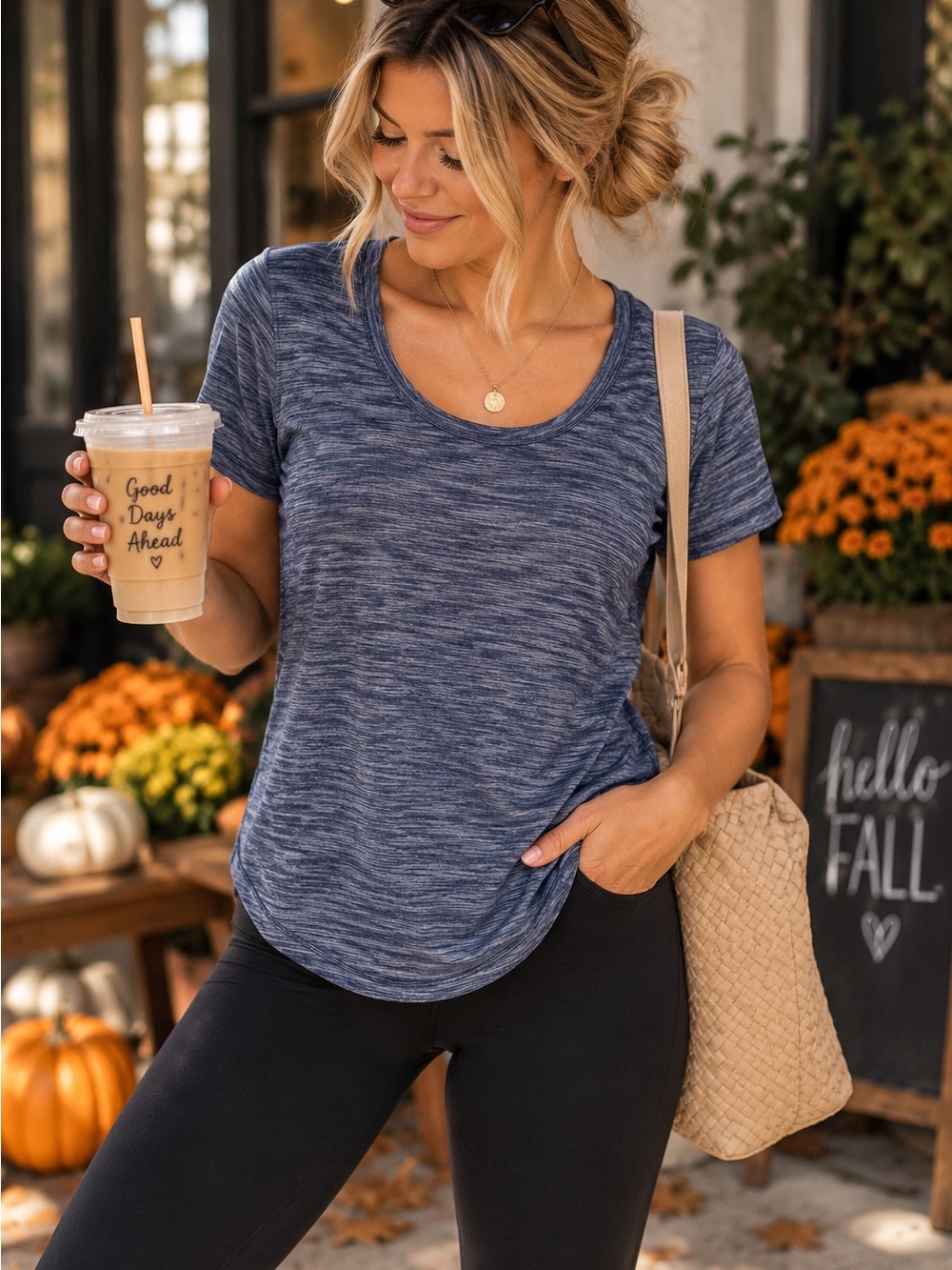 Lululemon Women’s Size 4 Blue Heathered Short Sleeve Scoop Neck Athletic Tee